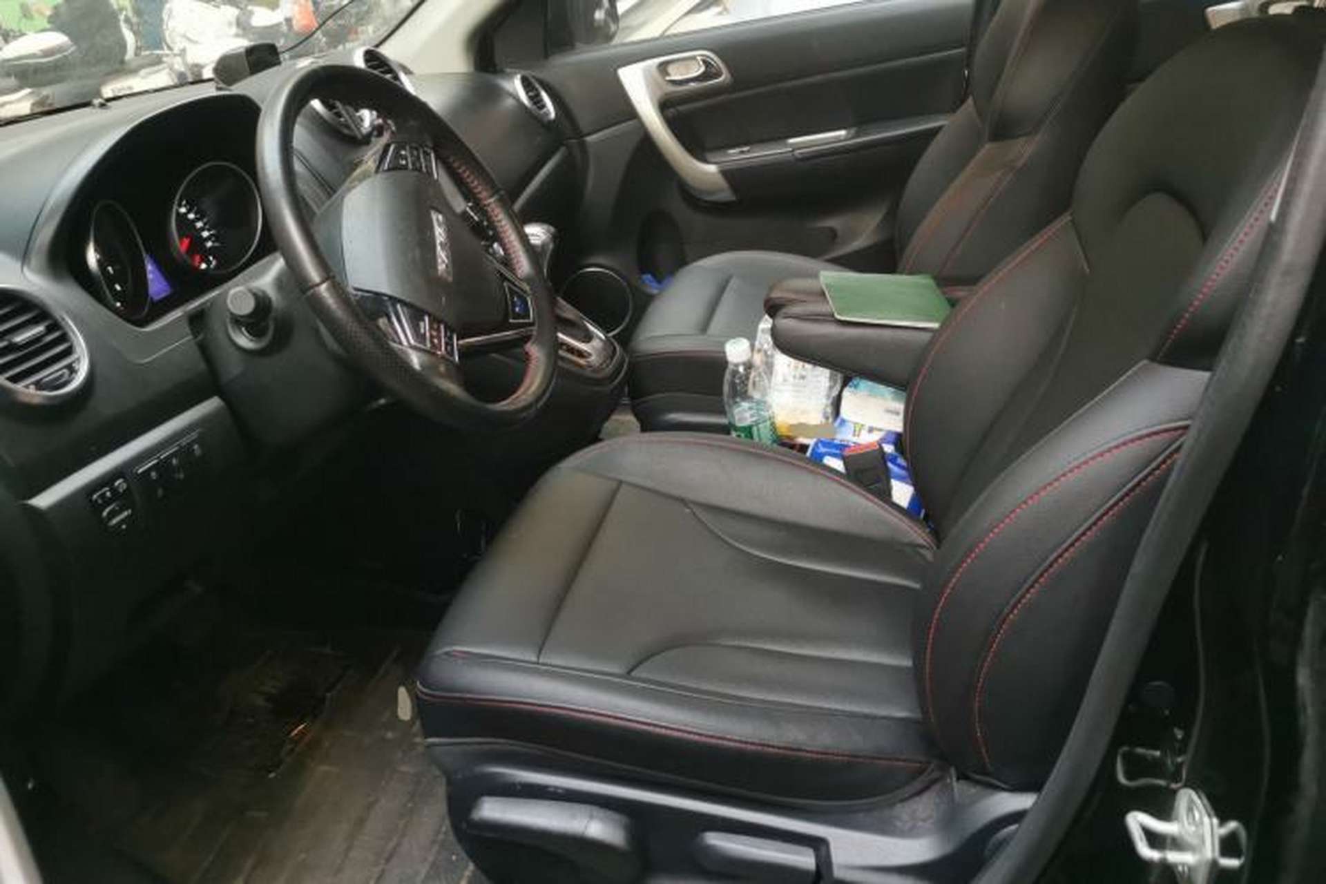 Used Haval H6 2016 Upgraded Model 1.5T Automatic Two-Wheel Drive Elite Version Left Front Seat