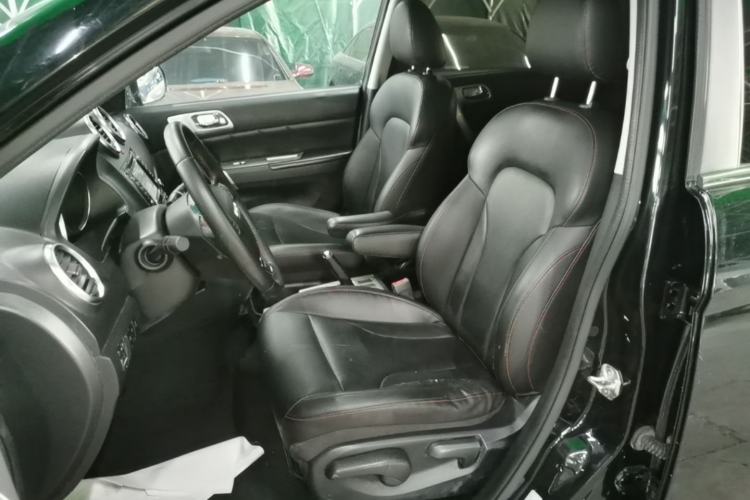 Used Haval H6 2016 Upgraded Model 1.5T Automatic Two-Wheel Drive Elite Version Left Front Seat
