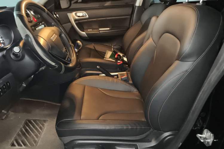 Used Haval H6 2016 Upgraded Model 1.5T Manual Two-Wheel Drive Urban Version Left Front Seat