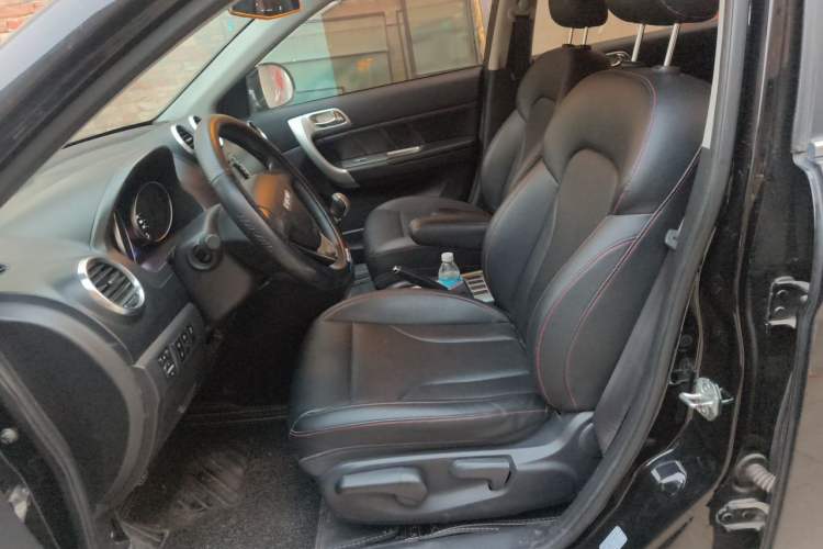 Used Haval H6 2016 Upgraded Model 1.5T Manual Two-Wheel Drive Urban Version Left Front Seat