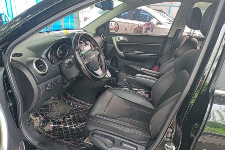 Used Haval H6 2016 Upgraded Model 1.5T Automatic Two-Wheel Drive Elite Version Left Front Seat