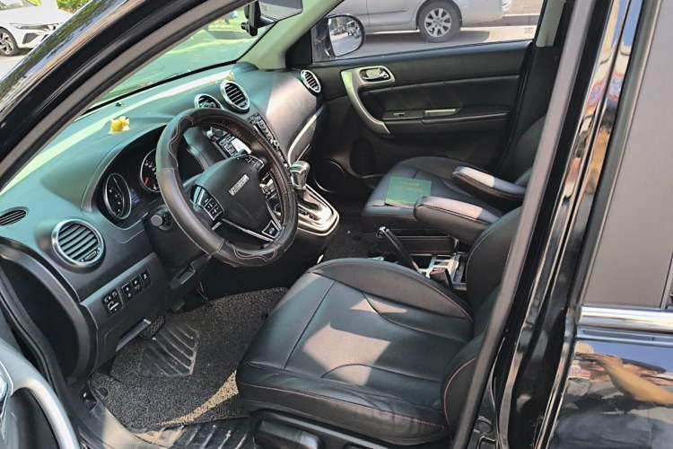 Used Haval H6 2016 Upgraded Model 1.5T Automatic Two-Wheel Drive Elite Version Left Front Seat