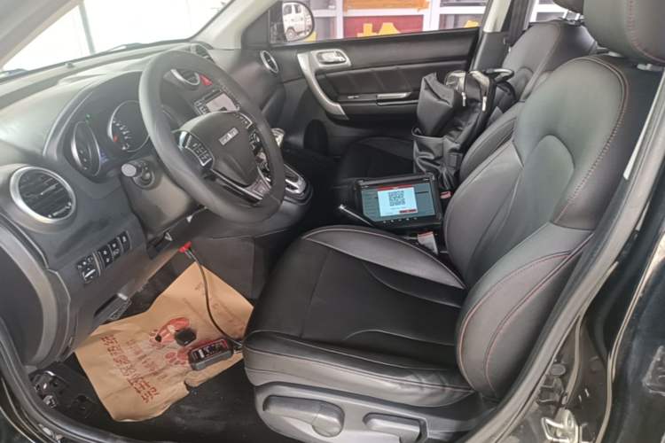 Used Haval H6 2016 Upgraded Model 1.5T Automatic Two-Wheel Drive Elite Version Left Front Seat