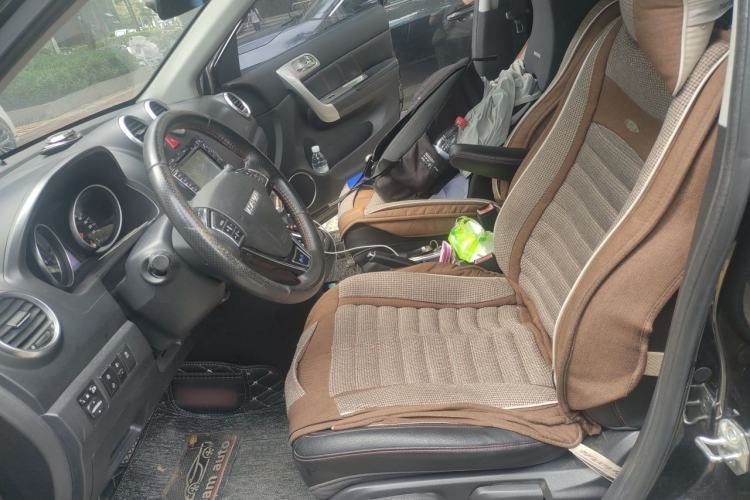 Used Haval H6 2016 Upgraded Model 1.5T Automatic Two-Wheel Drive Elite Version Left Front Seat