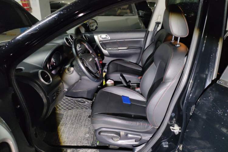 Used Haval H6 2016 Upgraded Model 1.5T Automatic Two-Wheel Drive Elite Version Left Front Seat