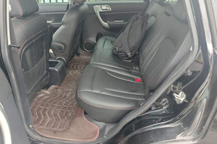 Used Haval H6 2016 Upgraded Model 1.5T Automatic Two-Wheel Drive Elite Version Left Rear Seat