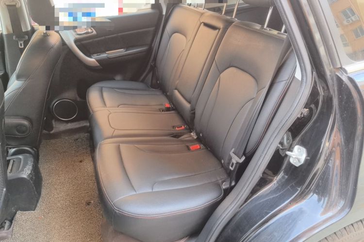 Used Haval H6 2016 Upgraded Model 1.5T Manual Two-Wheel Drive Elite Version Left Rear Seat