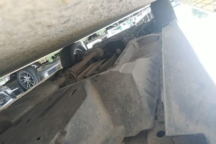 Used Haval H6 2016 Upgraded Model 1.5T Manual Two-Wheel Drive Elite Version Left Side Sill