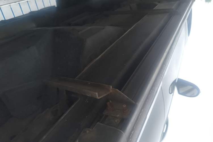 Used Haval H6 2016 Upgraded Model 1.5T Automatic Two-Wheel Drive Elite Version Left Side Sill