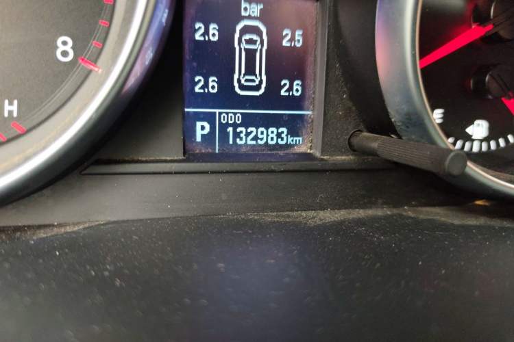 Used Haval H6 2016 Upgraded Model 1.5T Automatic Two-Wheel Drive Elite Version Odometer Close Up