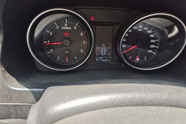 Used Haval H6 2016 Upgraded Model 1.5T Automatic Two-Wheel Drive Elite Version Odometer Close Up