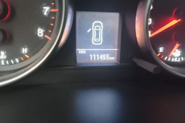 Used Haval H6 2016 Upgraded Model 1.5T Manual Two-Wheel Drive Urban Version Odometer Close Up