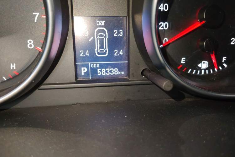 Used Haval H6 2016 Upgraded Model 1.5T Automatic Two-Wheel Drive Elite Version Odometer Close Up