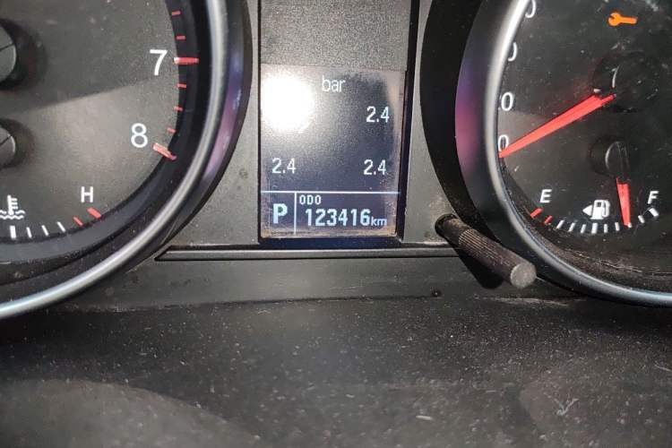 Used Haval H6 2016 Upgraded Model 1.5T Automatic Two-Wheel Drive Elite Version Odometer Close Up