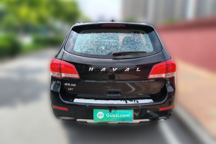 Used Haval H6 2016 Upgraded Model 1.5T Manual Two-Wheel Drive Urban Version Rear