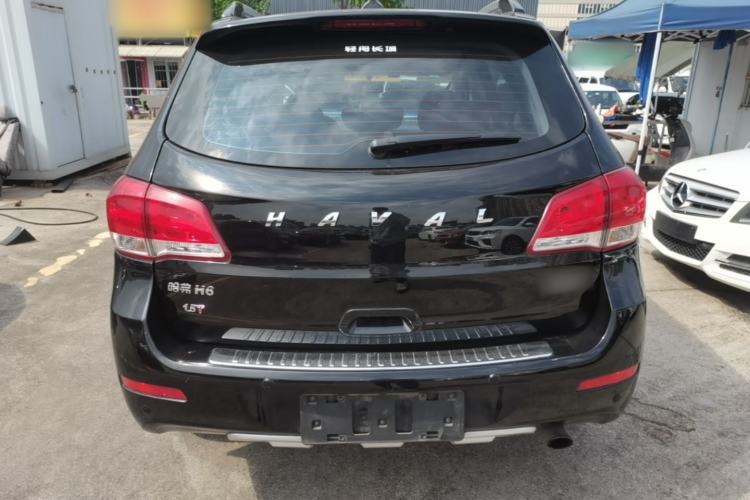 Used Haval H6 2016 Upgraded Model 1.5T Automatic Two-Wheel Drive Elite Version Rear