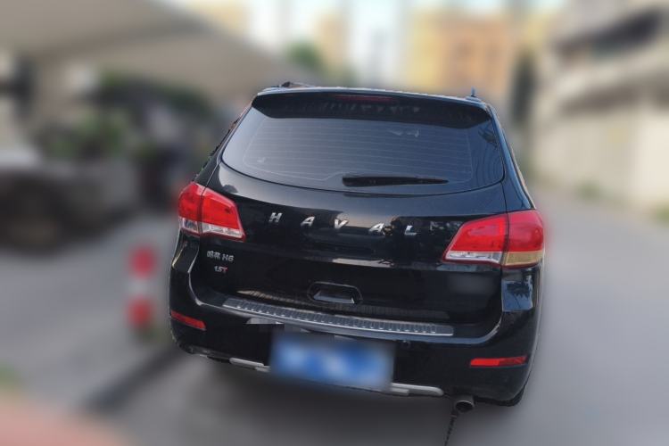 Used Haval H6 2016 Upgraded Model 1.5T Manual Two-Wheel Drive Elite Version Rear