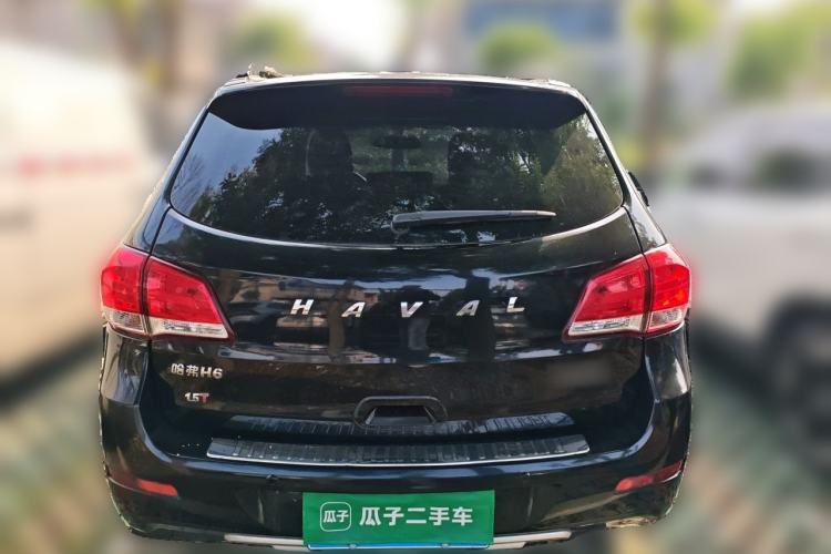 Used Haval H6 2016 Upgraded Model 1.5T Manual Two-Wheel Drive Elite Version Rear
