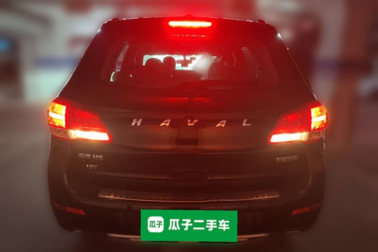 Used Haval H6 2016 Upgraded Model 1.5T Manual Two-Wheel Drive Urban Version Rear