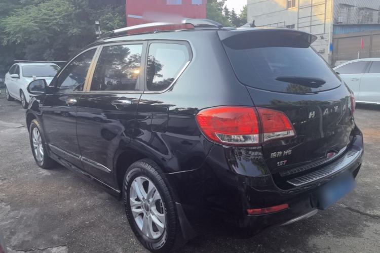 Used Haval H6 2016 Upgraded Model 1.5T Manual Two-Wheel Drive Elite Version Rear Left 45 Deg