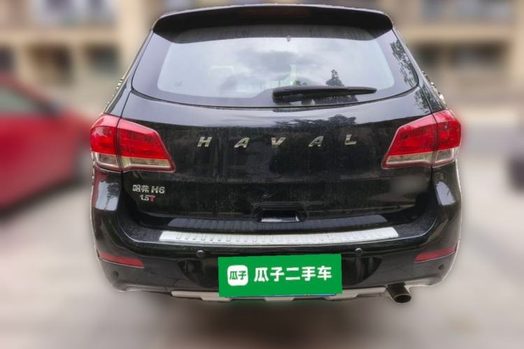 Used Haval H6 2016 Upgraded Model 1.5T Manual Two-Wheel Drive Elite Version Rear