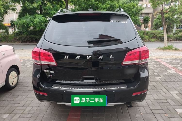 Used Haval H6 2016 Upgraded Model 1.5T Automatic Two-Wheel Drive Elite Version Rear