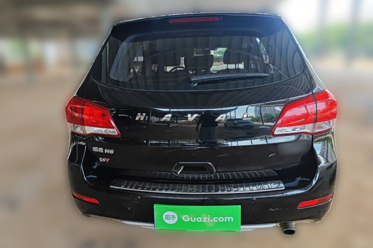 Used Haval H6 2016 Upgraded Model 1.5T Manual Two-Wheel Drive Urban Version Rear
