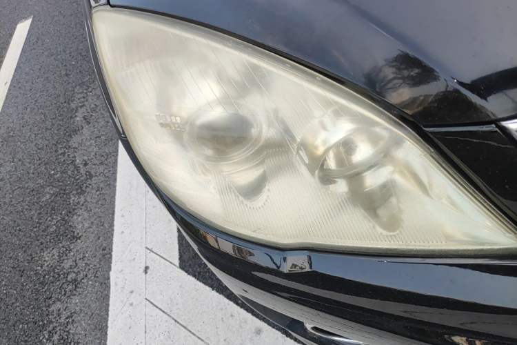 Used Haval H6 2016 Upgraded Model 1.5T Automatic Two-Wheel Drive Elite Version Right Front Headlight