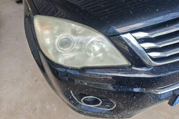 Used Haval H6 2016 Upgraded Model 1.5T Manual Two-Wheel Drive Elite Version Right Front Headlight