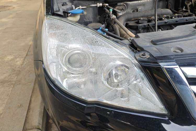 Used Haval H6 2016 Upgraded Model 1.5T Automatic Two-Wheel Drive Elite Version Right Front Headlight