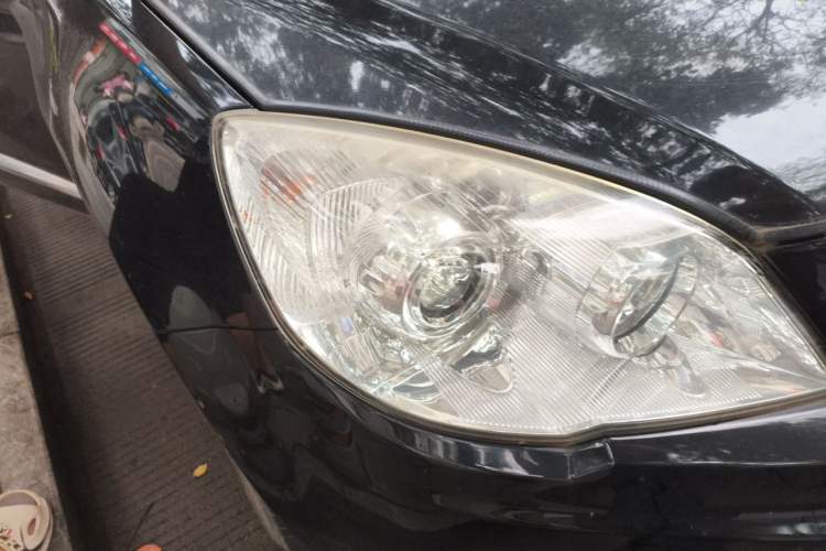Used Haval H6 2016 Upgraded Model 1.5T Manual Two-Wheel Drive Elite Version Right Front Headlight