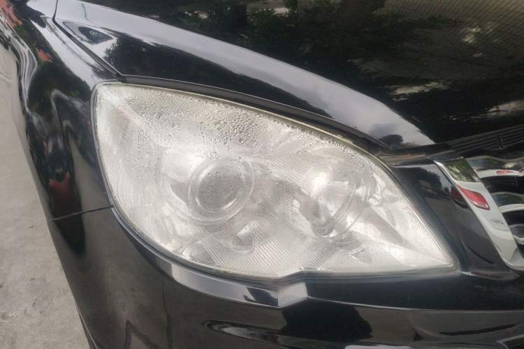 Used Haval H6 2016 Upgraded Model 1.5T Manual Two-Wheel Drive Elite Version Right Front Headlight