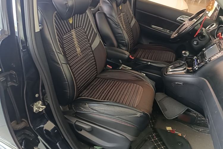 Used Haval H6 2016 Upgraded Model 1.5T Automatic Two-Wheel Drive Elite Version Right Front Seat
