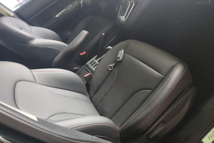 Used Haval H6 2016 Upgraded Model 1.5T Automatic Two-Wheel Drive Elite Version Right Front Seat