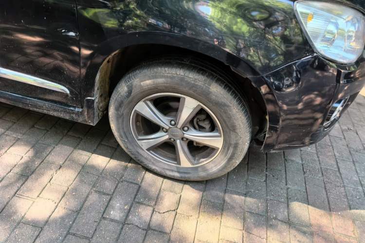 Used Haval H6 2016 Upgraded Model 1.5T Manual Two-Wheel Drive Elite Version Right Front Wheel Hub