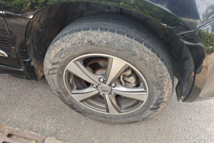 Used Haval H6 2016 Upgraded Model 1.5T Manual 4x4 Elite Version Right Front Wheel Hub