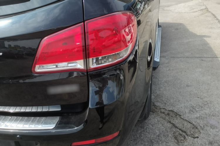 Used Haval H6 2016 Upgraded Model 1.5T Automatic Two-Wheel Drive Elite Version Right Rear Taillight