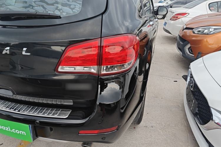 Used Haval H6 2016 Upgraded Model 1.5T Automatic Two-Wheel Drive Elite Version Right Rear Taillight