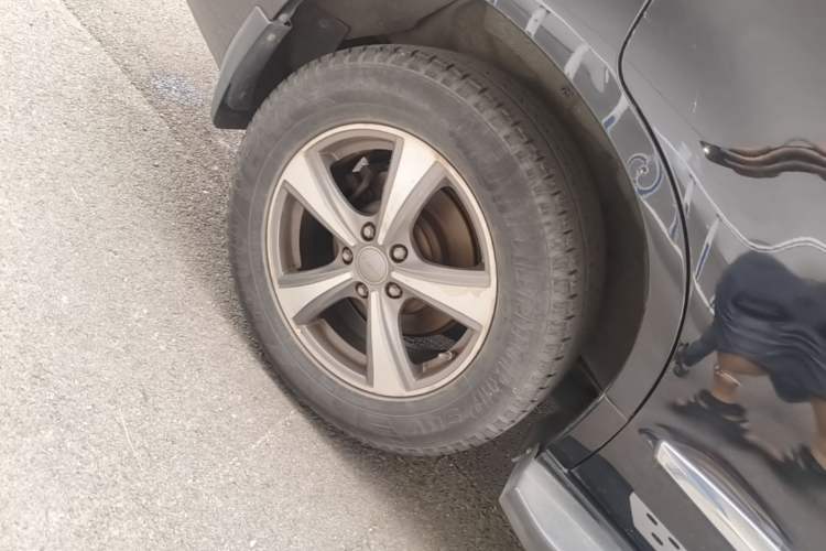 Used Haval H6 2016 Upgraded Model 1.5T Automatic Two-Wheel Drive Elite Version Right Rear Wheel Hub