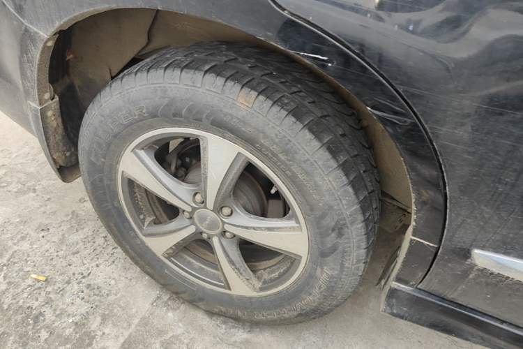 Used Haval H6 2016 Upgraded Model 1.5T Manual Two-Wheel Drive Value Edition Right Rear Wheel Hub