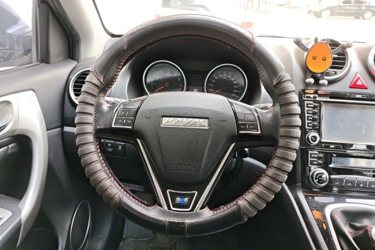 Used Haval H6 2016 Upgraded Model 1.5T Manual Two-Wheel Drive Elite Version Steering Wheel