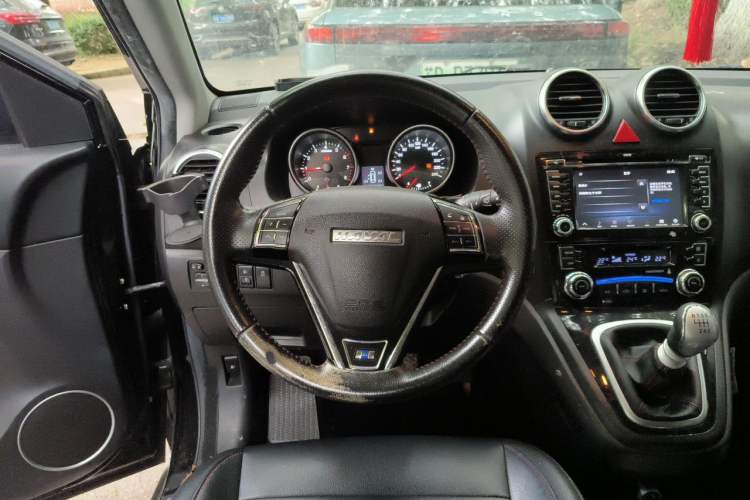 Used Haval H6 2016 Upgraded Model 1.5T Manual Two-Wheel Drive Elite Version Steering Wheel