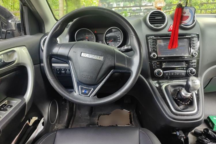 Used Haval H6 2016 Upgraded Model 1.5T Manual Two-Wheel Drive Urban Version Steering Wheel