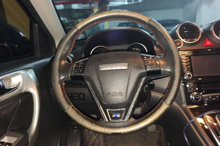 Used Haval H6 2016 Upgraded Model 1.5T Automatic Two-Wheel Drive Elite Version Steering Wheel