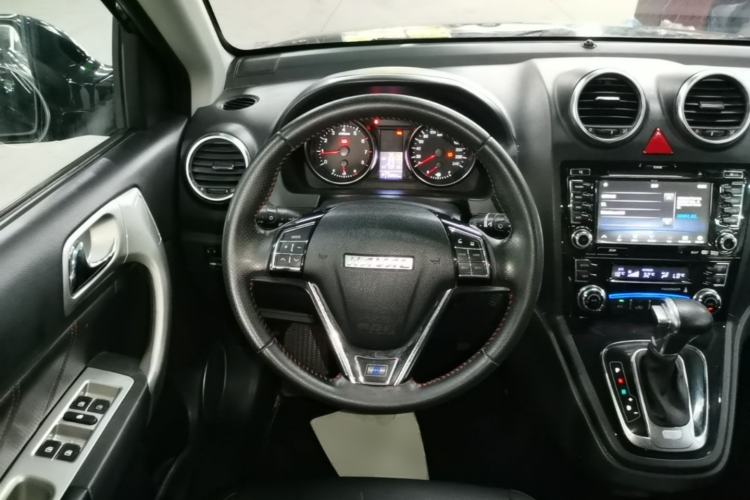 Used Haval H6 2016 Upgraded Model 1.5T Automatic Two-Wheel Drive Elite Version Steering Wheel
