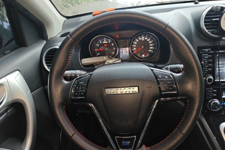 Used Haval H6 2016 Upgraded Model 1.5T Manual Two-Wheel Drive Elite Version Steering Wheel
