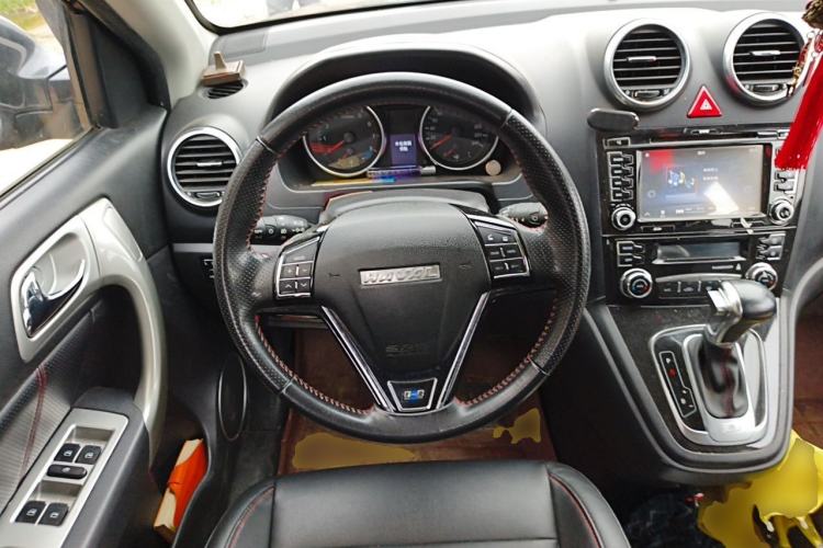 Used Haval H6 2016 Upgraded Model 1.5T Automatic Two-Wheel Drive Elite Version Steering Wheel