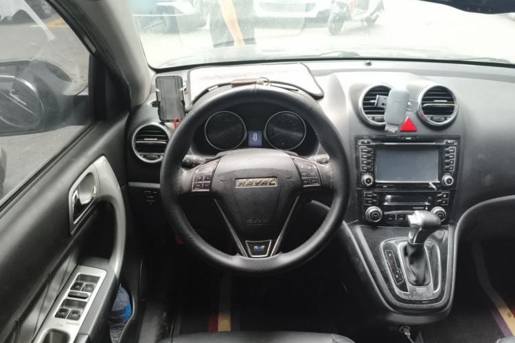 Used Haval H6 2016 Upgraded Model 1.5T Automatic Two-Wheel Drive Elite Version Steering Wheel