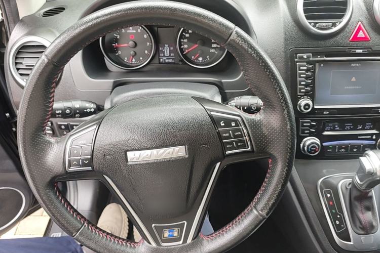 Used Haval H6 2016 Upgraded Model 1.5T Automatic Two-Wheel Drive Elite Version Steering Wheel