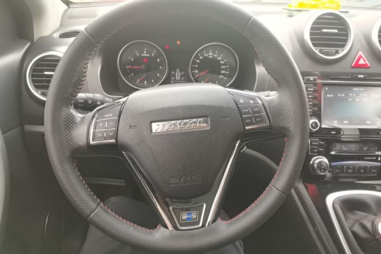 Used Haval H6 2016 Upgraded Model 1.5T Manual Two-Wheel Drive Elite Version Steering Wheel